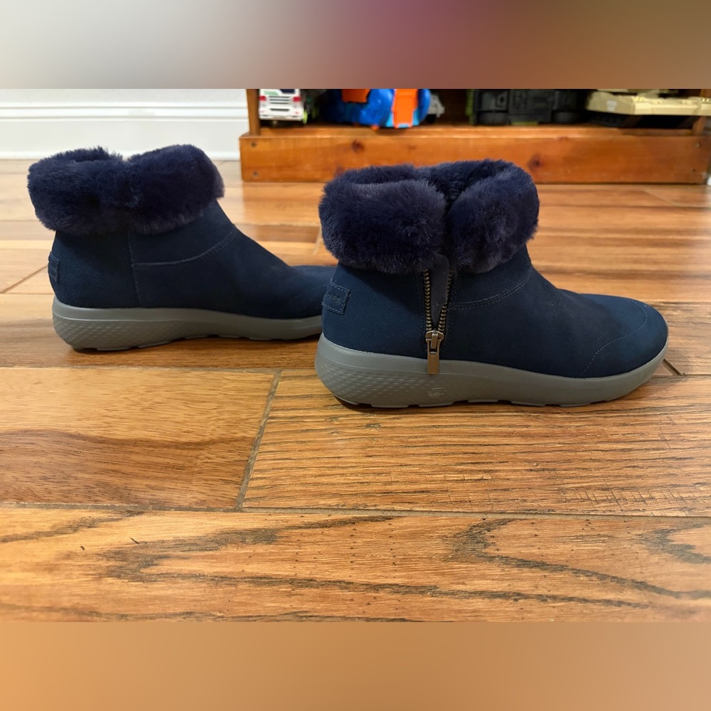 NWOT Skechers Women’s Goga Mat Booties - Picture 2 of 7